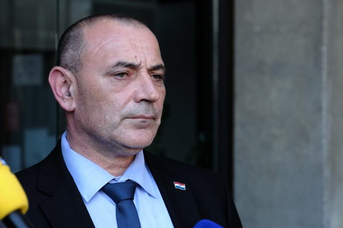 Tomo Medved: Imamo dokumente da je JNA provodila ekshumacije na području Vukovara
