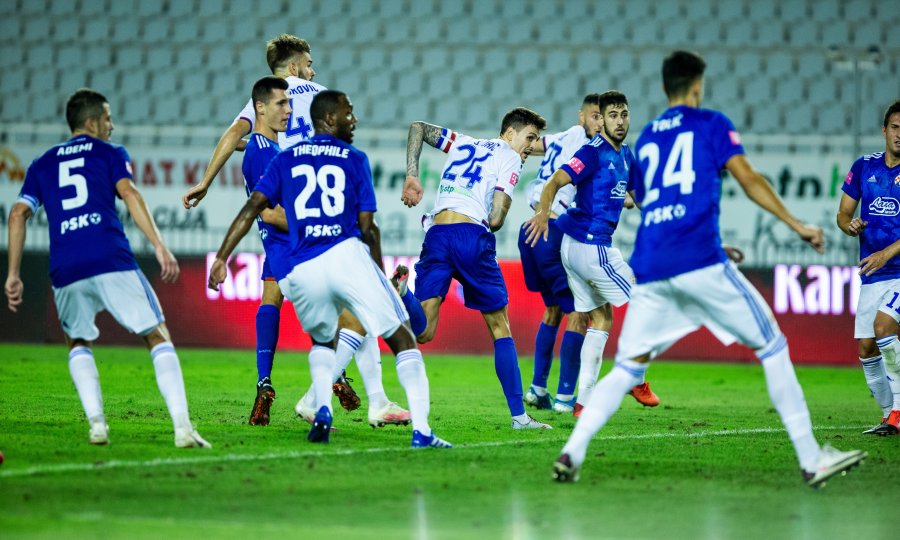 VJEČITI  DERBI: Hajduk s novim trenerom dolazi na noge Dinamu