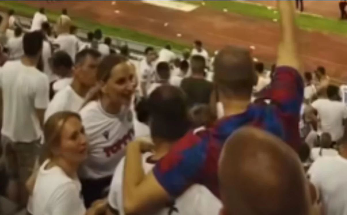 Snimka žene na Poljudu postala viralna: Zasmetala joj je jedna stvar na utakmici