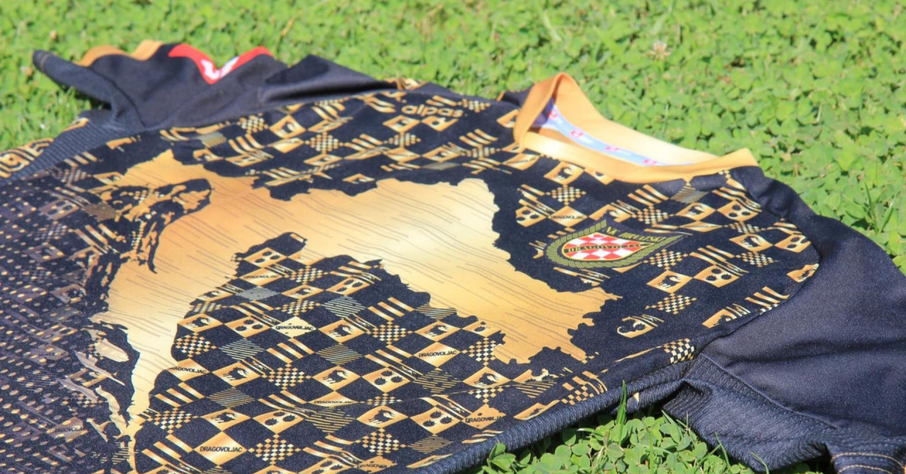 FOTO Hrvatski dragovoljac predstavio novi dres, ovako nešto još nismo vidjeli: ‘Jedan od najljepših ikada‘