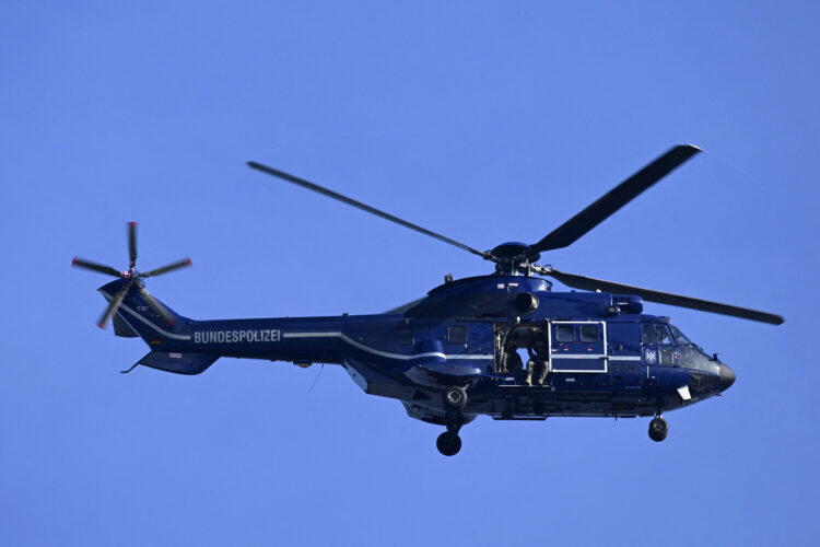 Incident na Baltiku: Ruski ratni brod ispalio raketu na njemački helikopter!