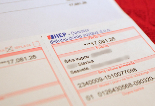 BRUTALAN UDAR NA DŽEP! Ovo će vas zaboljeti: Past će vam mrak na oči kada vidite račun za struju! Naknada za obnovljive izvore energije!