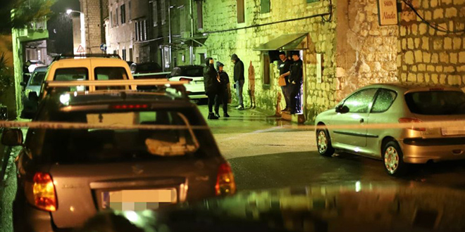 Otac HGSS-ovca propucanog u Kaštelima: 'Pucao je po autu cijelom dužinom, potresen sam'