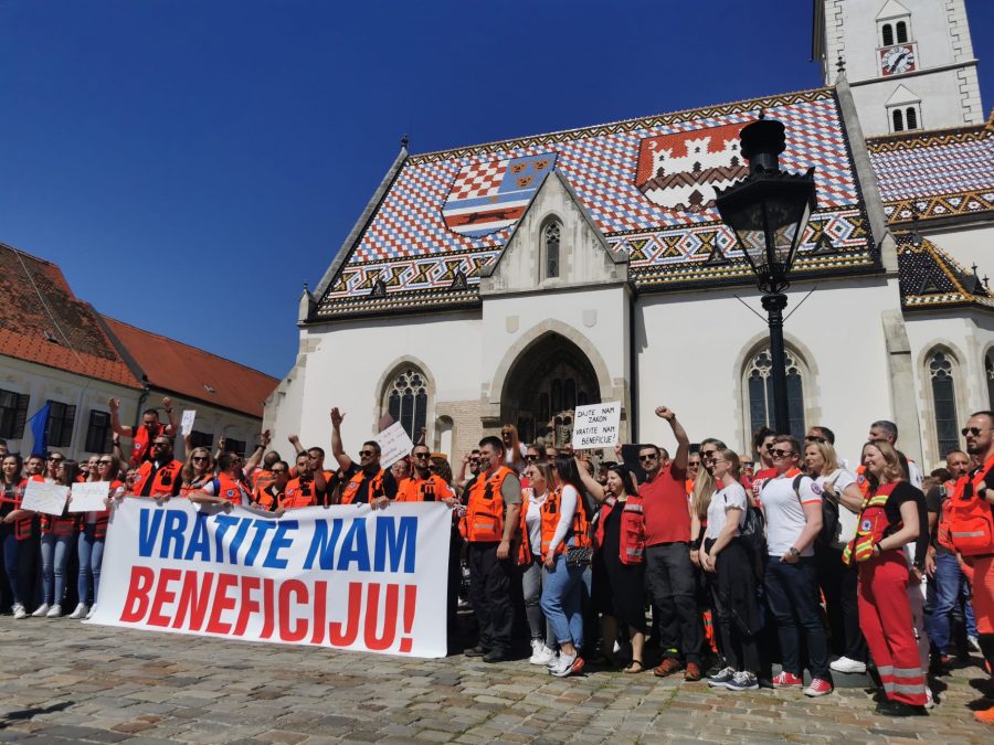 Radnici Hitne traže benificirani radni staž. U RH ga ima više od 35.000 ljudi