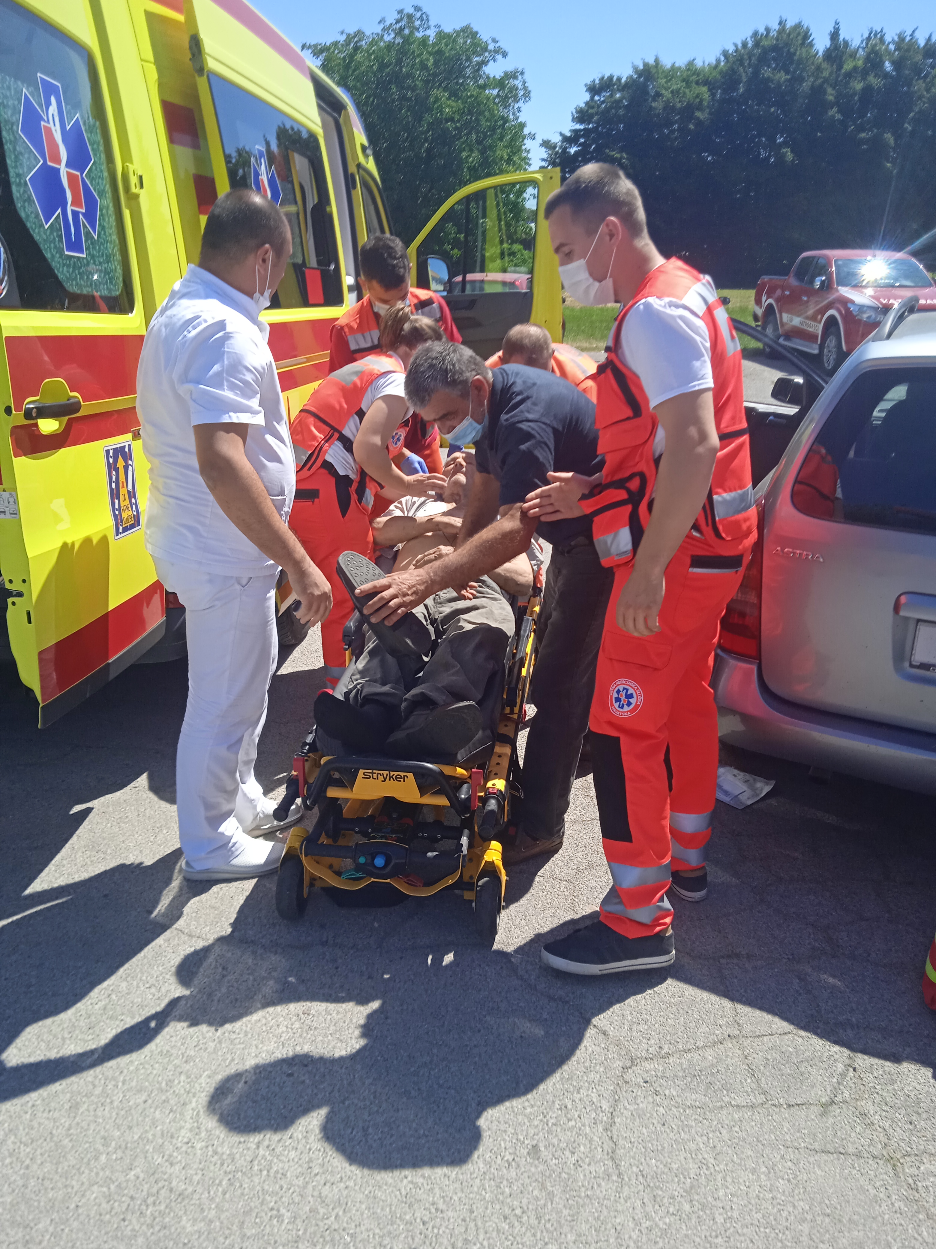 STIGAO TOPLOTNI VAL: BOLESNICI, STARIJE I NEMOĆNE OSOBE, NE IZLAZITE VAN