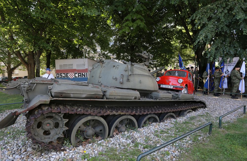 Tko je Osječanima ukrao obilježavanje godišnjice crvenog fiće?!