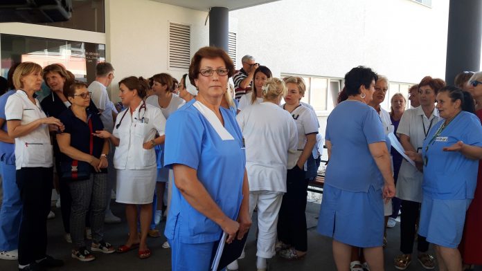 VAN POGONA 223 DOKTORA I SESTARA U BOLNICI “SESTRE MILOSRDNICE”, A EVO RADI KOJEG PACIJENTA!