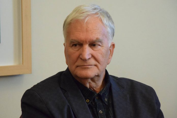 Spomenici svim žrtvama Drugog svjetskog rata na mjestima četiri istražene masovne grobnice