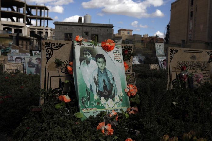 Najmanje sedam mrtvih u napadu na vojnu paradu u Jemenu