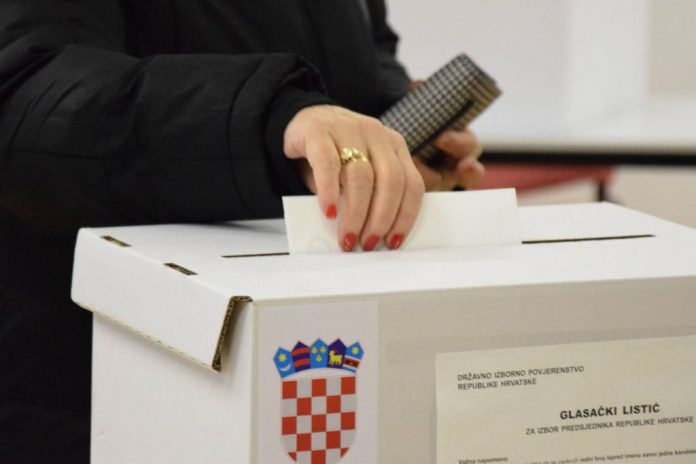 Bez dijaspore Restartu 52, HDZ-u 51, a Škori 17 mandata