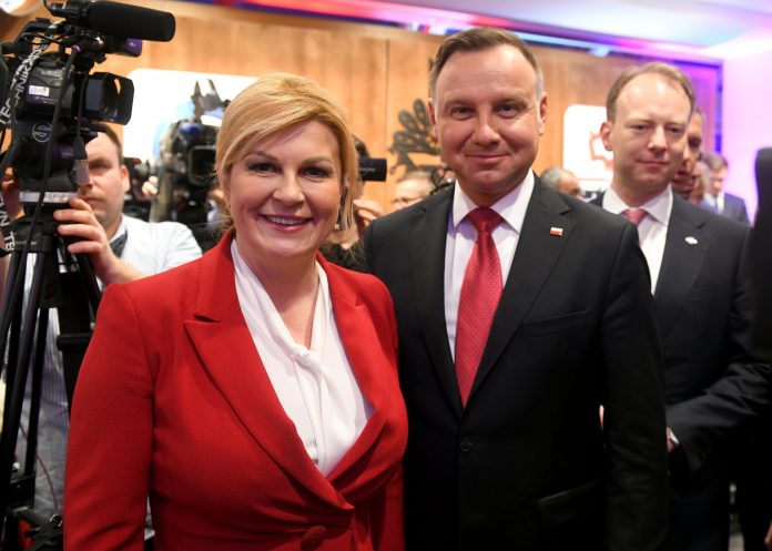 Grabar Kitarović: “Inicijativa triju mora je važna za Hrvatsku, pozivam Milanovića da je podrži”