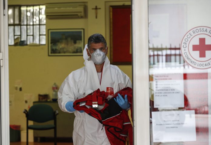 ITALIJA SE PRETVARA U GROBLJE: U posljednja 24 sata 683 osobe umrle od koronavirusa