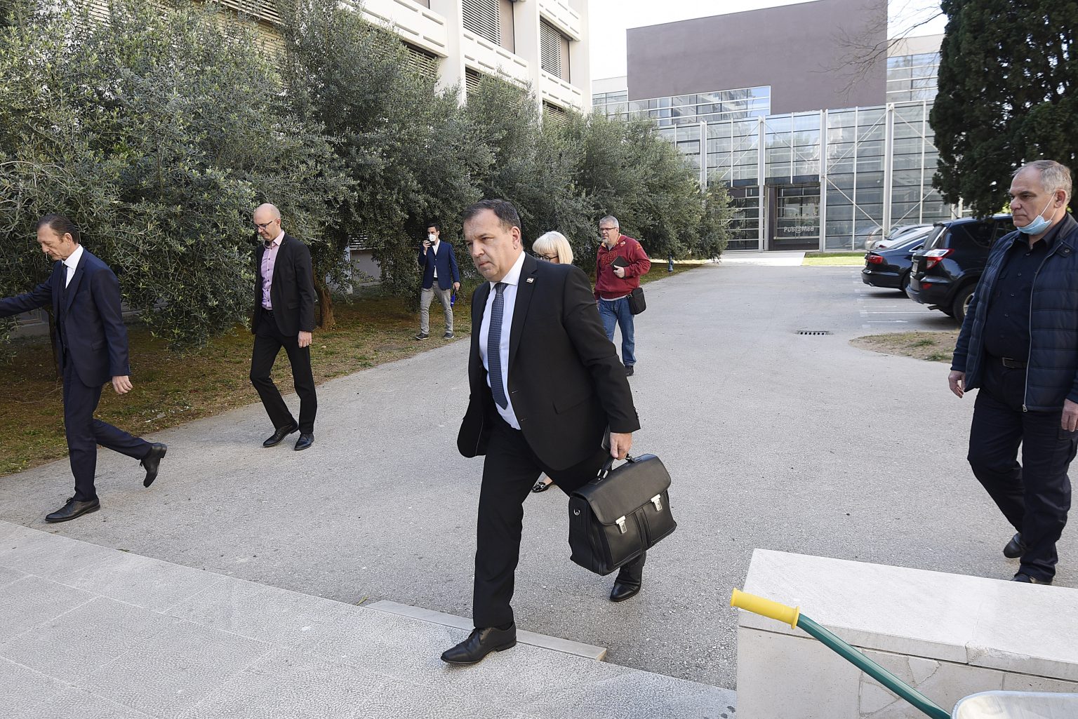 DUG BOLNICA: NEKI LIJEKOVI VIŠE NISU DOSTUPNI PACIJENTIMA!