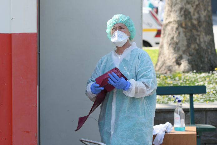 Panika na Braču: Hitno se provode testiranja, pojavilo se novo žarište?