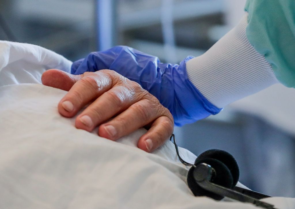 U Hrvatskoj 2494 novozaraženih koronavirusom, testirano 10.446, a 51 osoba umrla