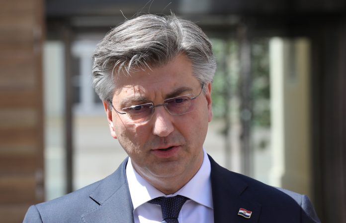 (VIDEO) PLENKOVIĆ: “Da sam znao da će branitelji u Okučanima provocirati Milanovića majicama ja bih to spriječio”