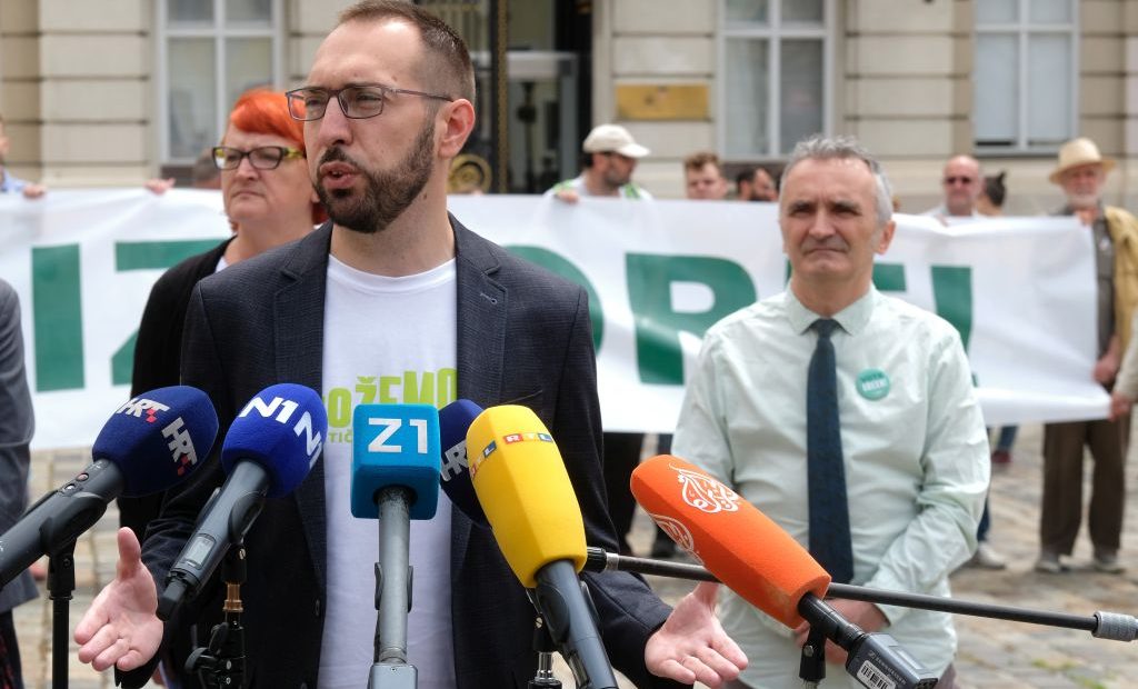 “MOŽEMO! JE SEKTA KOJA PROVODI SVOJE DOGME, tjerali su nas raditi mimo zakona” – evo zašto je otišla uprava!
