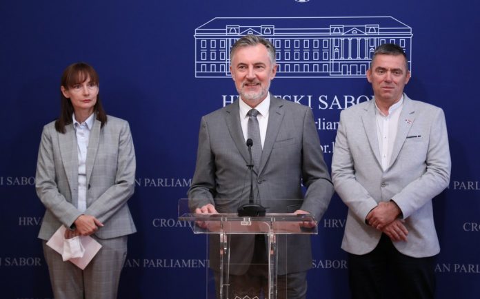 Domovinski pokret upozorava: ‘Novi lockdown vodi u recesiju’