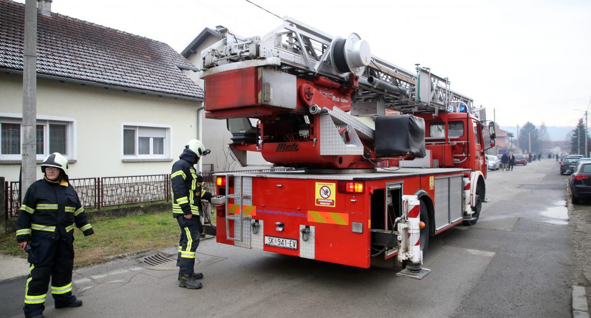 NAŠI HEROJI: Vatrogasci iz ruševina spasili 30 nastradalih, trojica vatrogasaca ozlijeđena