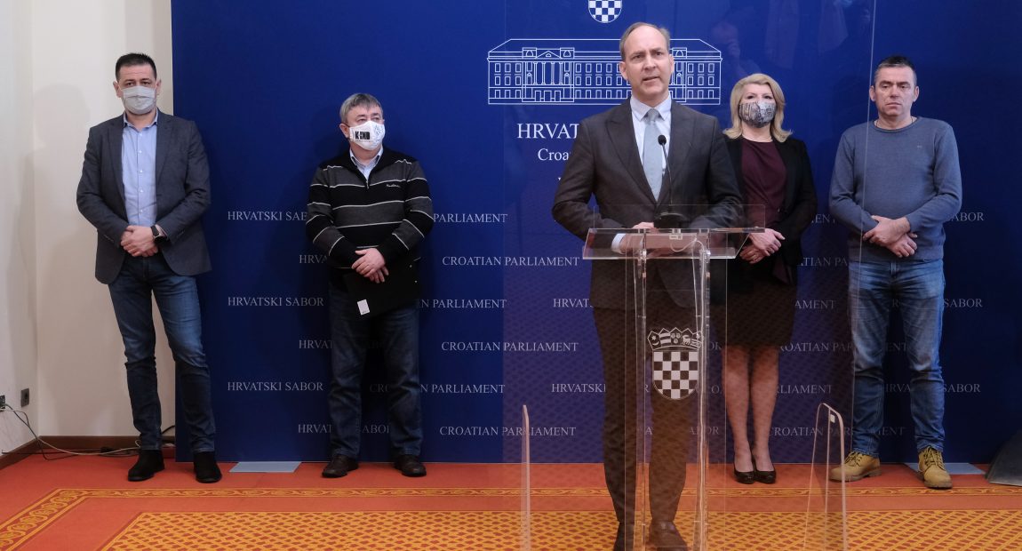 DOMOVINSKI POKRET: “Cijepljenje ide PRESPORO, vlada živi u paralelnom svijetu”