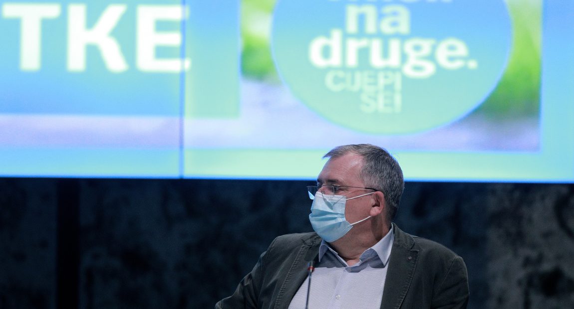 STOŽER: UMRLO 46 OSOBA, 1396 oboljelo
