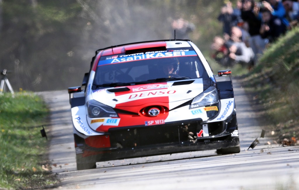 Vodi Neuville, ispao Rovanperä, Prodana izbacio kvar