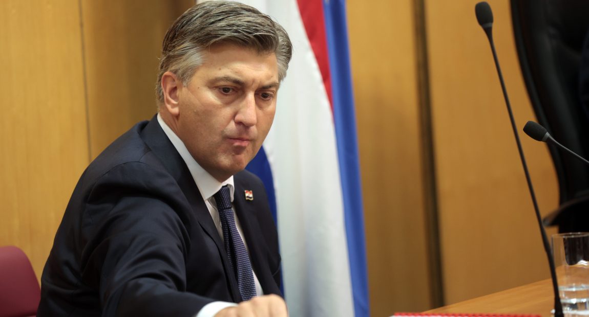 POTVRĐENO: OD PONEDJELJKA – COVID POTVRDE ZA SVE DRŽAVNE INSTITUCIJE
