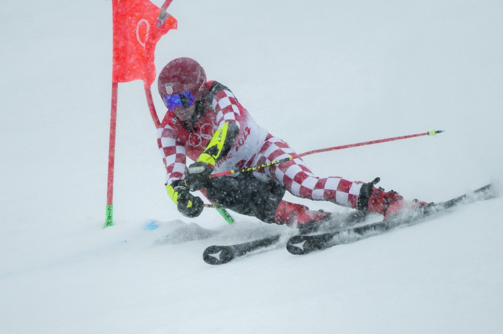 Kranjska Gora: Veleslalom skijaša, Zubčić loše odvozio prvu vožnju