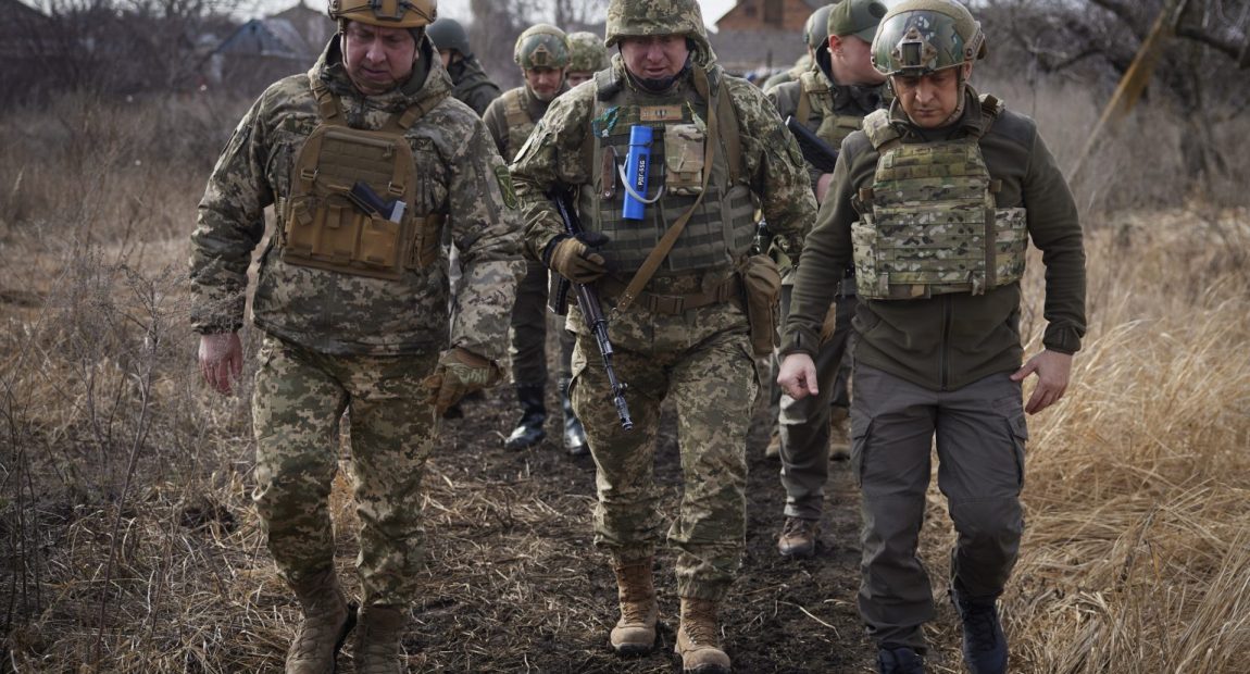 NEMA POVLAČENJA: Ukrajina zabranila prelazak granice vojno sposobnim muškarcima