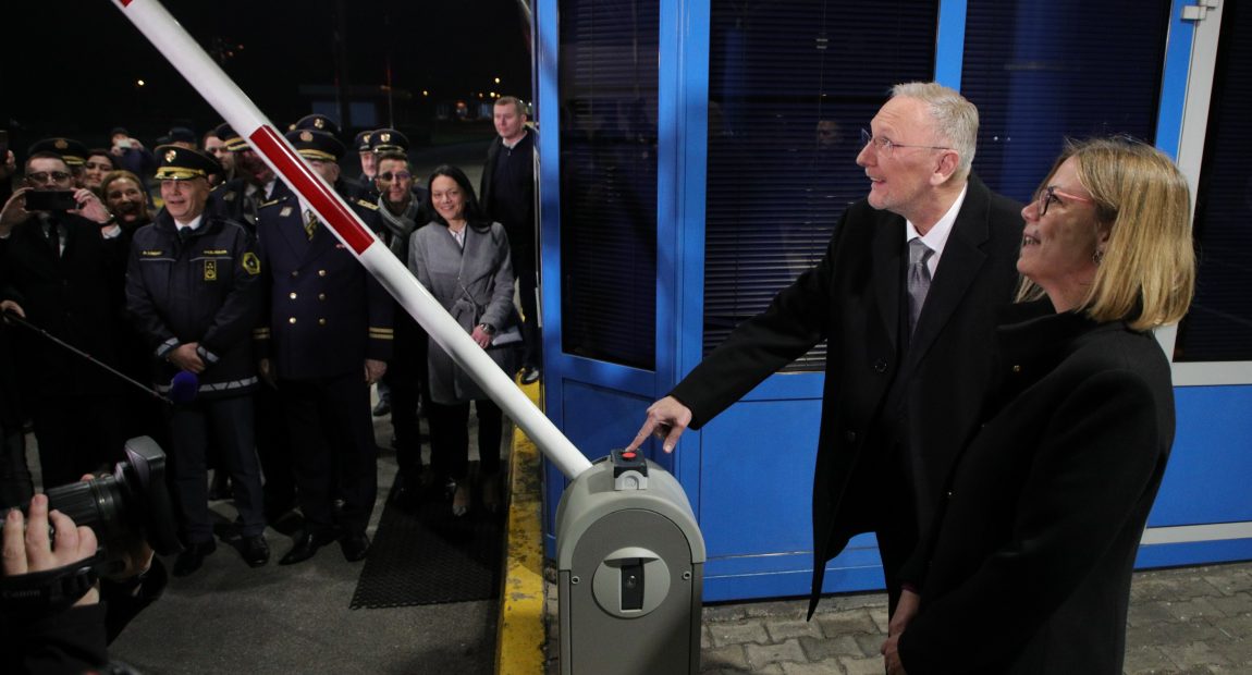 Hrvatska ušla u šengen, podignuta rampa na Bregani