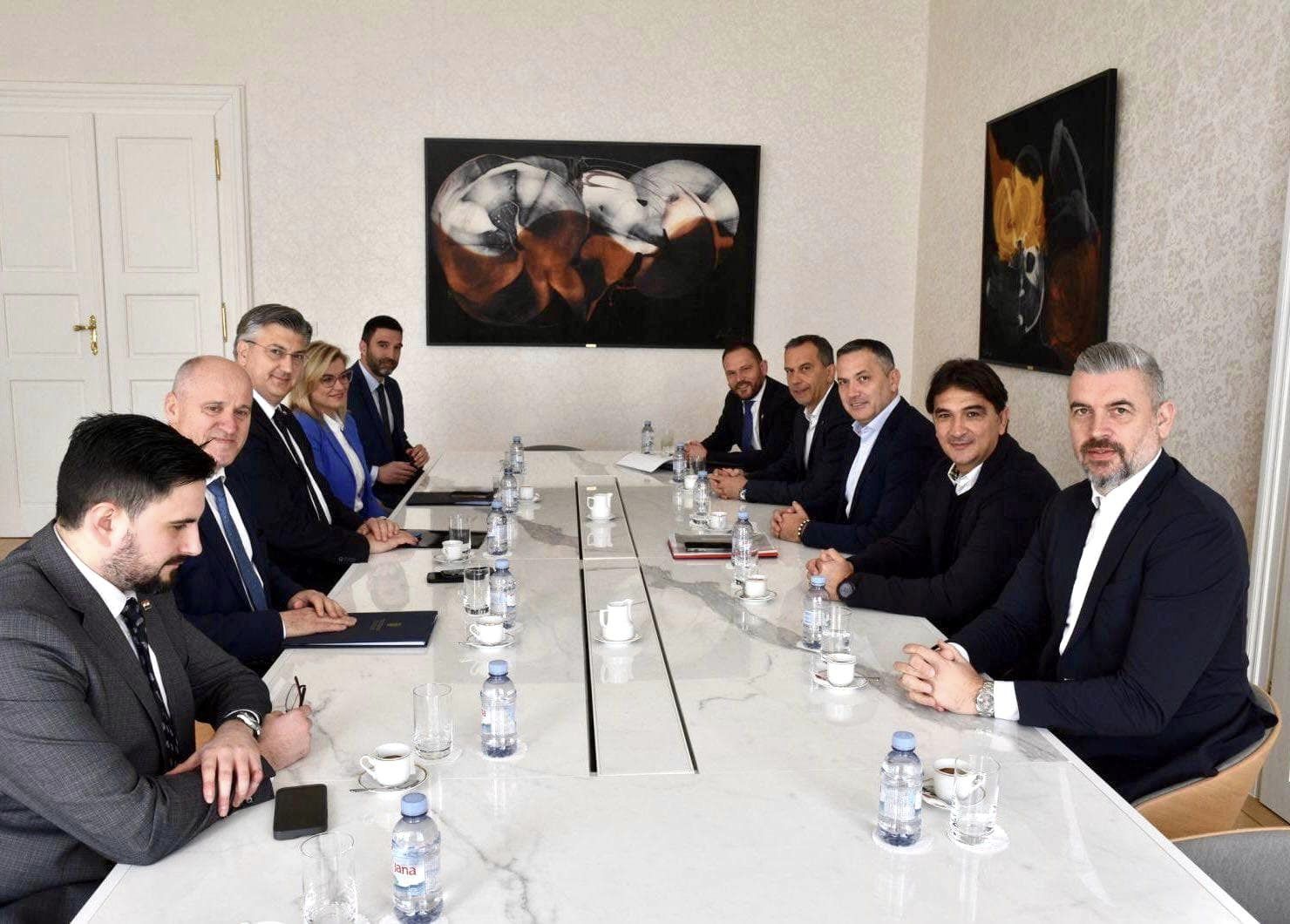 Nogometni kamp HNS-a gradit će se  u Velikoj  Gorici, država daruje zemljište!