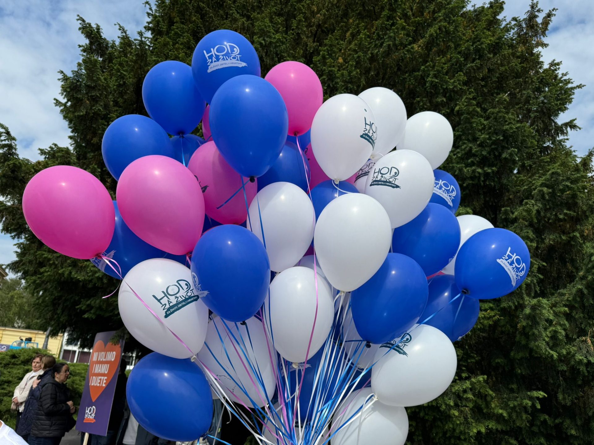 Hod za život u Zagrebu: Građani se okupljaju na Trgu Republike Hrvatske