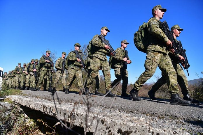 PU sisačko – moslavačka poziva na oprez zbog hodnje vojnika…Ivica Pandža Orkan informirati će mlade vojake o “Danima ponosa i slave”!