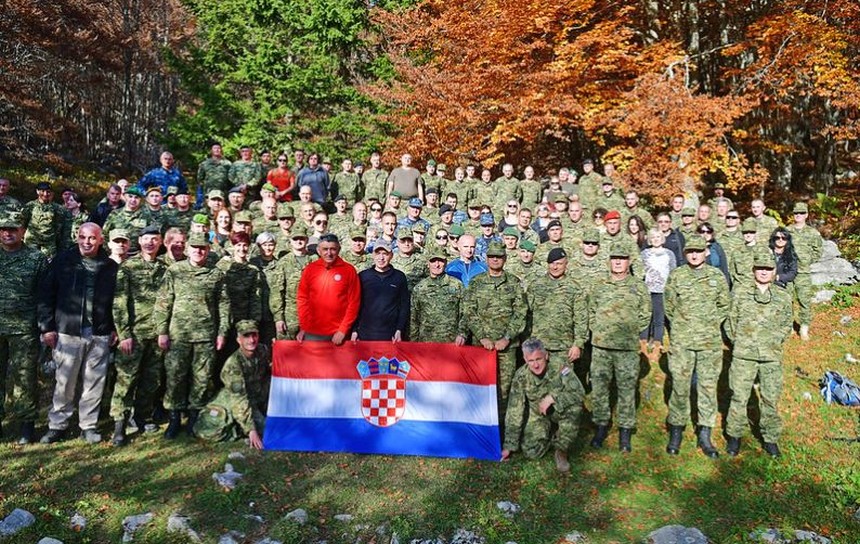 Podrška HV-a sportašima: Hrabrost je bilo Hrvatske. Svi zajedno do pobjede!