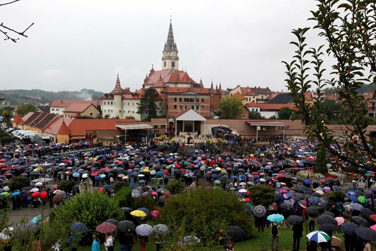 UDHOS "BARANJA" u nedjelju 6. 10. 2019. su sudjelovali na 27. hodočašću u Mariji Bistrici