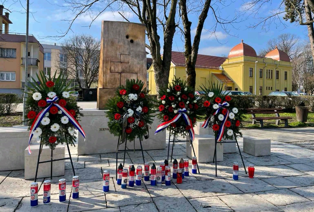 Sjećanje na poginule HOS‑ovce u Vinkovcima 1992.