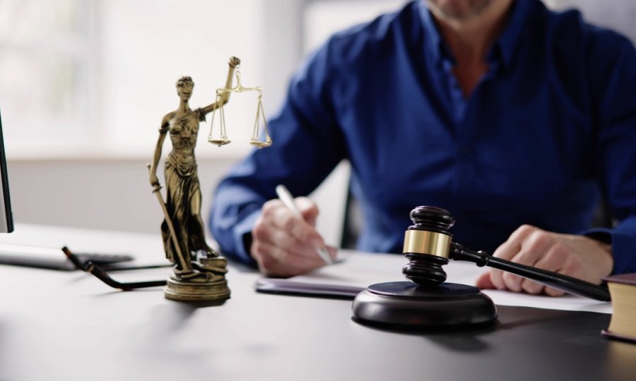 Suci prijete štrajkom; traže povećanje plaće za 1300 eura, nudi im se puno manje