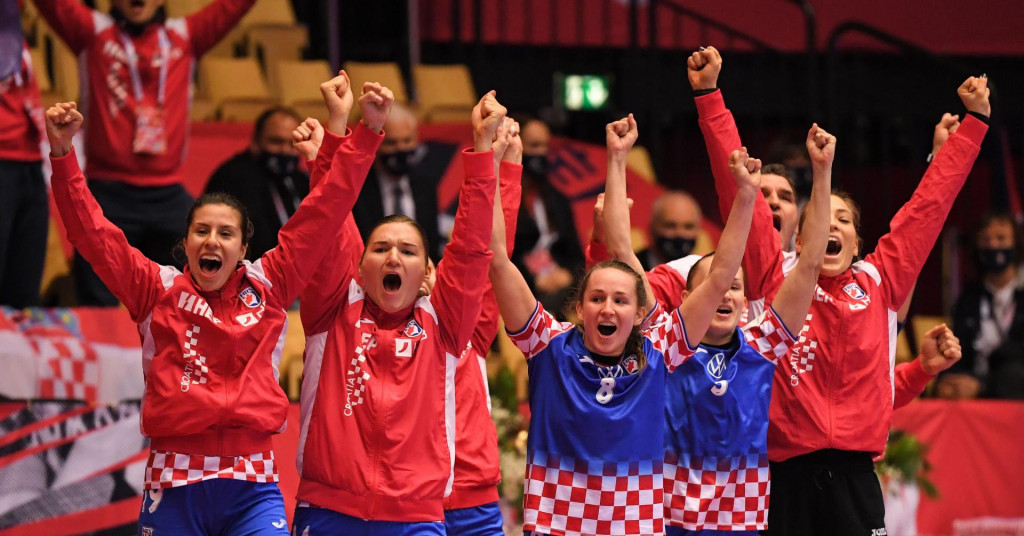 NEVJEROJATNA HRVATSKA, SAVRŠENA OBRANA, ČUDESNA PIJEVIĆ, DANSKA RAZBIJENA, MEDALJA JE NAŠA!