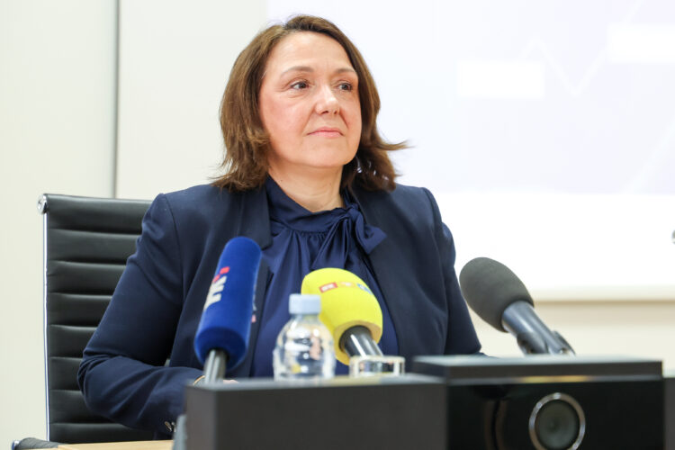 Velika promjena za dugotrajna bolovanja: Naknade rastu 76 posto, evo koliki će biti novi iznosi