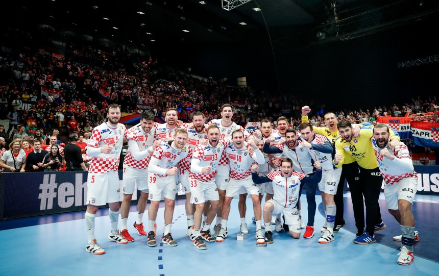 Jesmo mali, al’ smo i junaci!