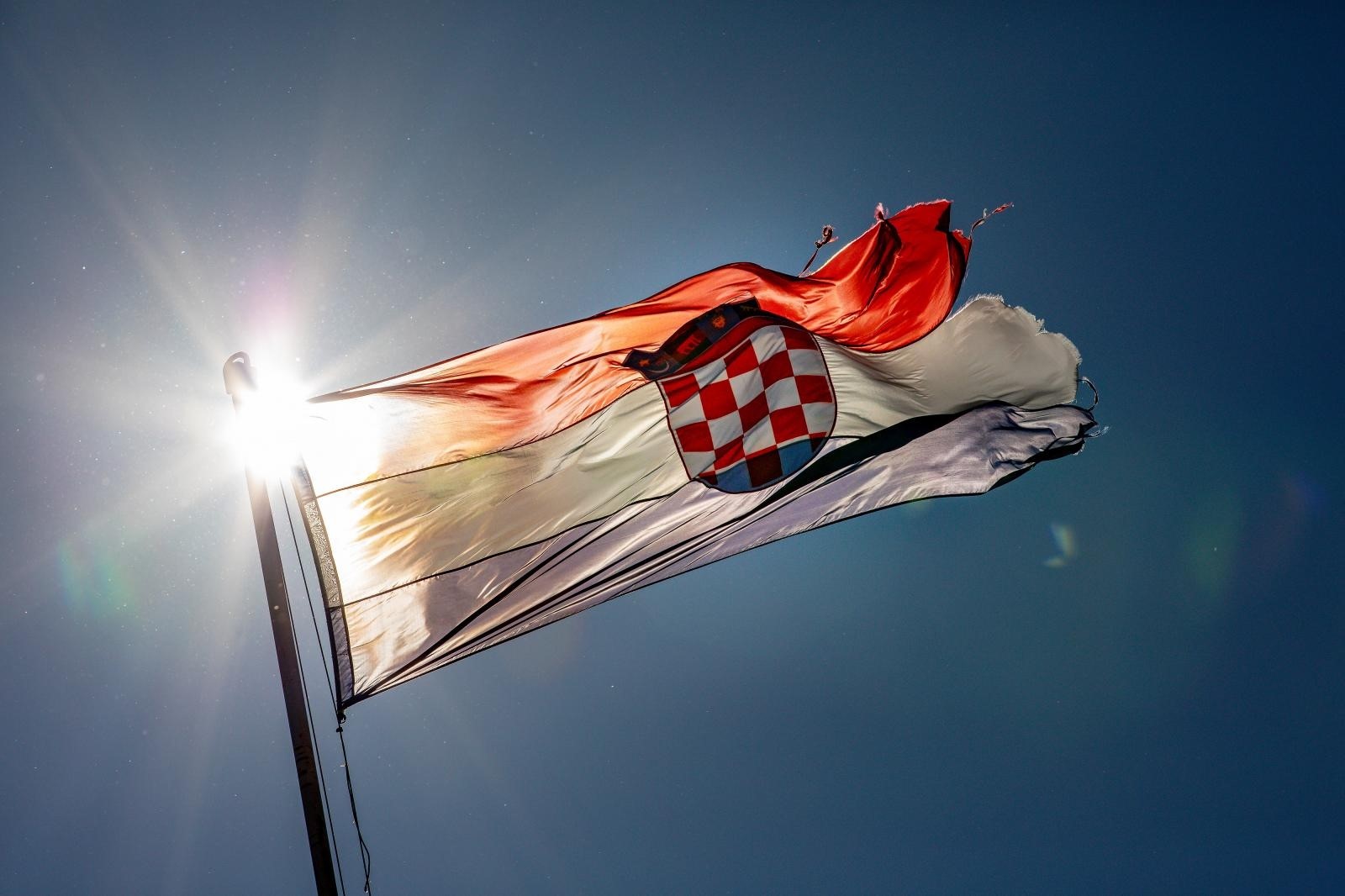 ZNAJU LI NAŠI POLITIČARI ŠTO PIŠE U "DEKLARACIJI O DOMOVINSKOM RATU" IZ 2000. GODINE?