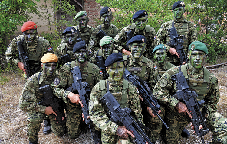 Sabor ovaj petak glasuje o dizanju dobne granice za odlazak vojnika u mirovinu