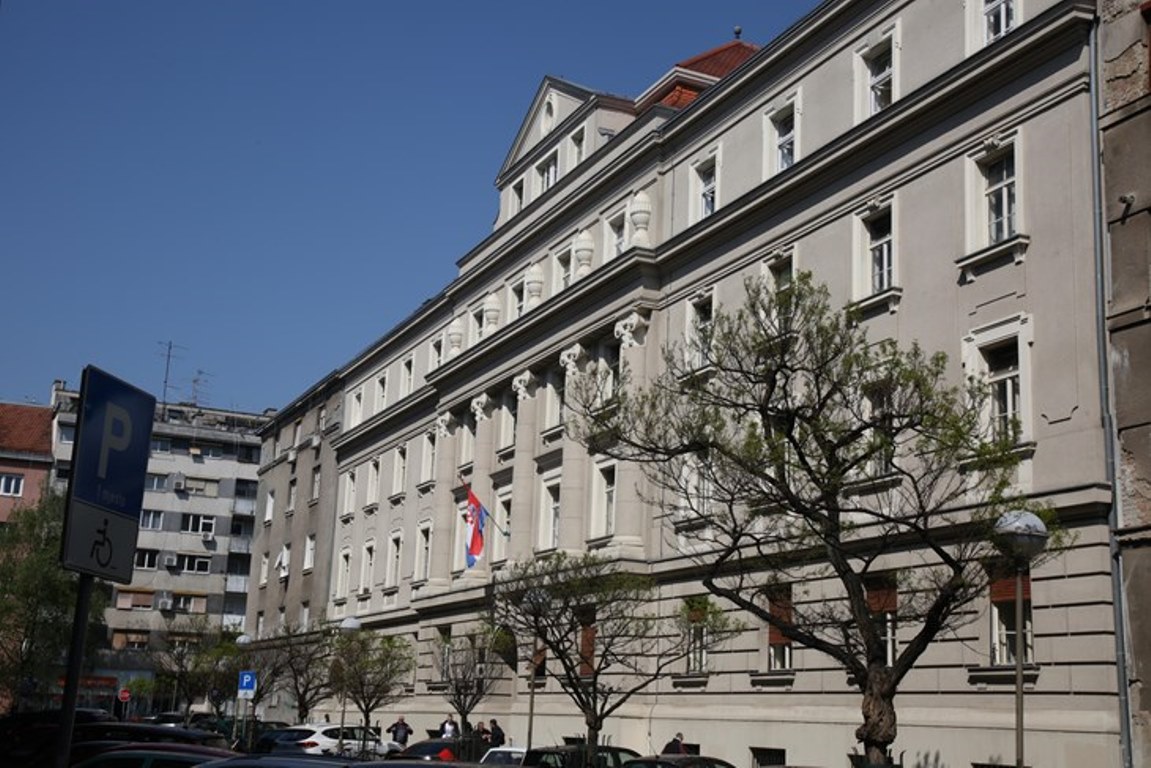 Poziv starijima na Banovini da traže nacionalnu naknadu od 800 kuna