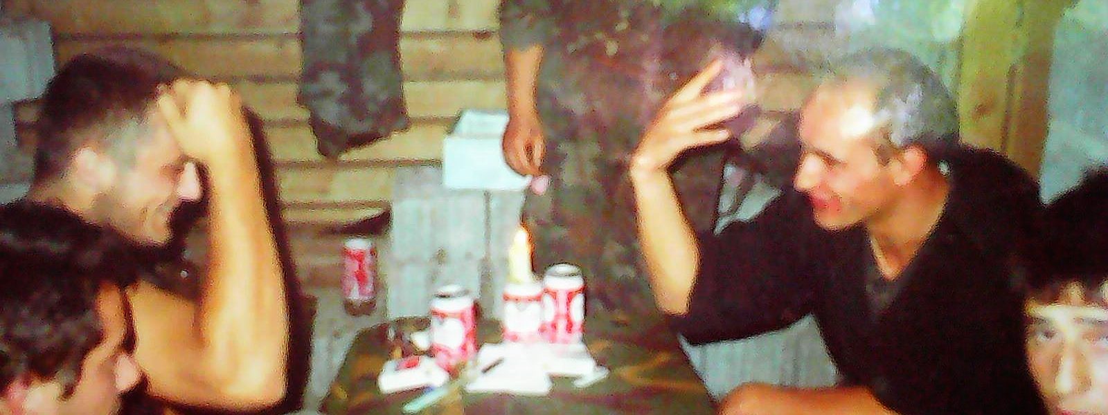 Mladi heroji Hrvoje Jeličić iz Biograda na Moru i Danijel Mandić iz Turnja, dvojica prijatelja poginula 4. i 5. siječnja 1992. godine u obrani Zemunika Donjeg