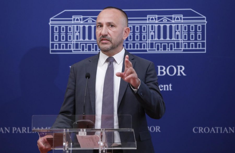 Zekanović ulazi u HSP i vraća pravaše u Sabor?