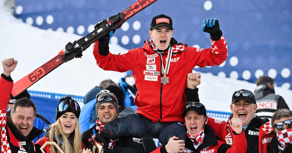 UŽIVO: ZUBČIĆ KREĆE PO IZNENAĐENJE UZ JEDNU VELIKU PROMJENU! VRIJEME JE ZA VRHUNSKI REZULTAT U SLALOMU