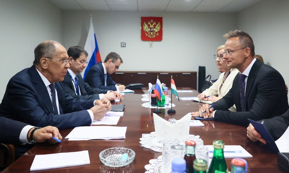 GRADI SE NAFTOVOD Ovo će izazvati bijes Europe: Pao dogovor Mađarske i Srbije o ruskoj nafti