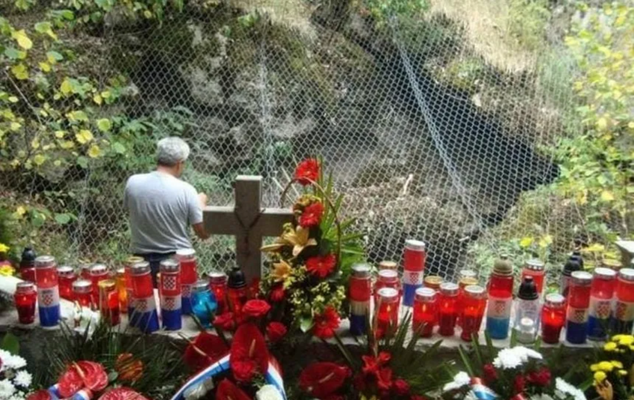 Misa kod Husine jame na Vagnju