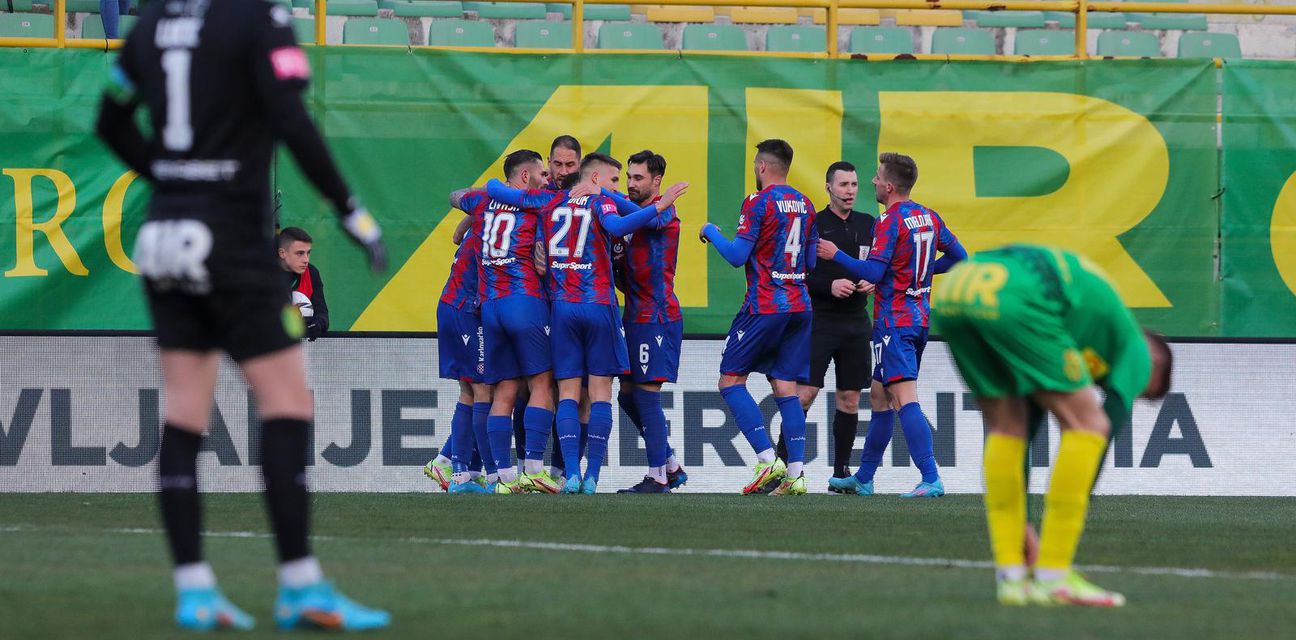 Sudačka komisija HNS-a o spornom golu u Puli: "Hajdukov pogodak opravdano je poništen"