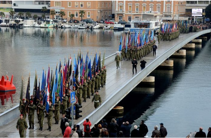 22. siječnja 1993. Maslenica – Hrvatska vojska povezala prepolovljenu Hrvatsku!